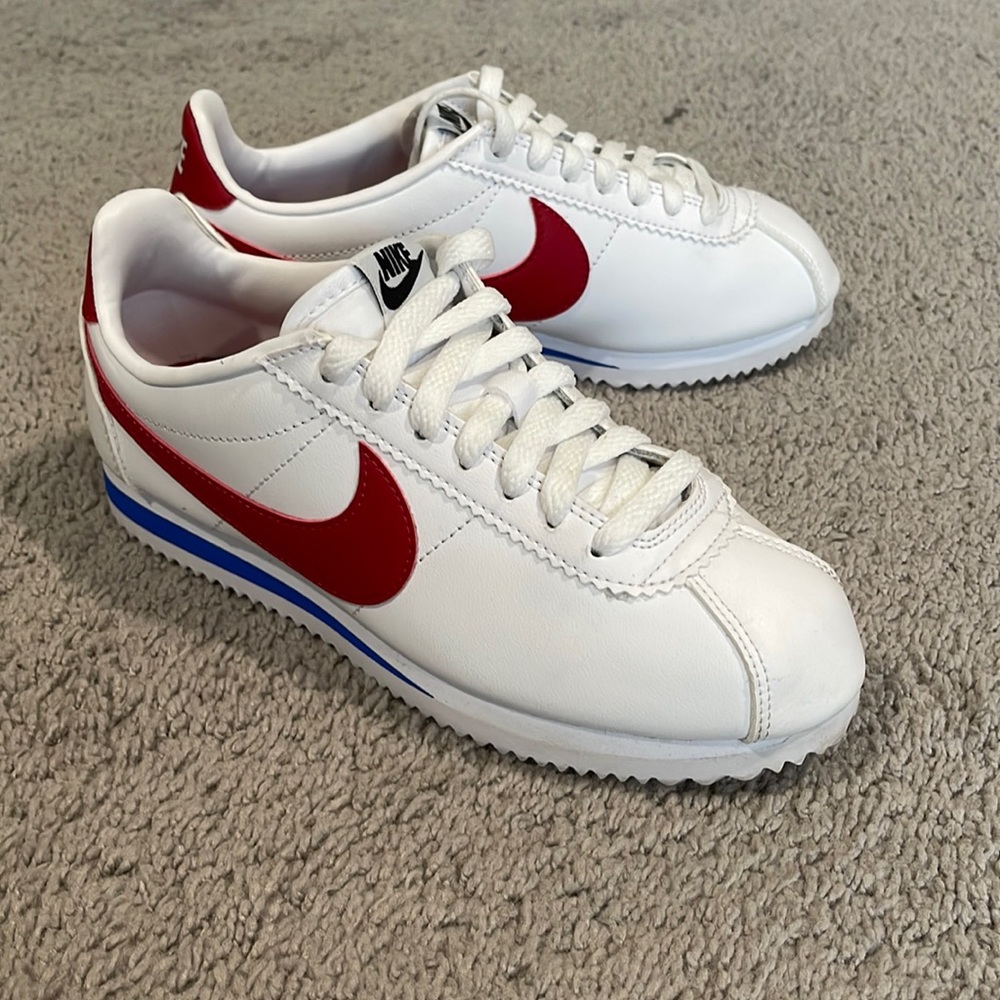 Women’s Nike Classic Cortez Leather - “Forrest Gumps” white/varsity red